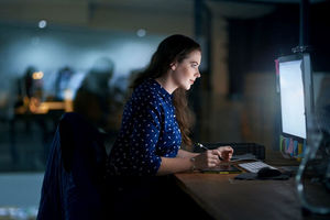 Musikmanager sein heißt aber auch: Schreibtischarbeit, Überstunden ...