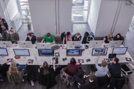 Auch Du kannst von dem geschätzten SAE-Netzwerk profitieren