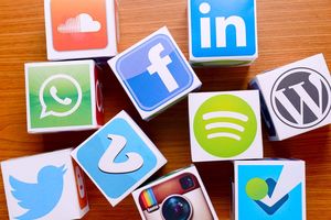 ... Social Media Kanälen und ihrer effizienten Bespielung, ...