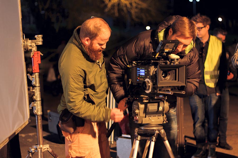 ... oder wie man eine Filmkamera bedient. 