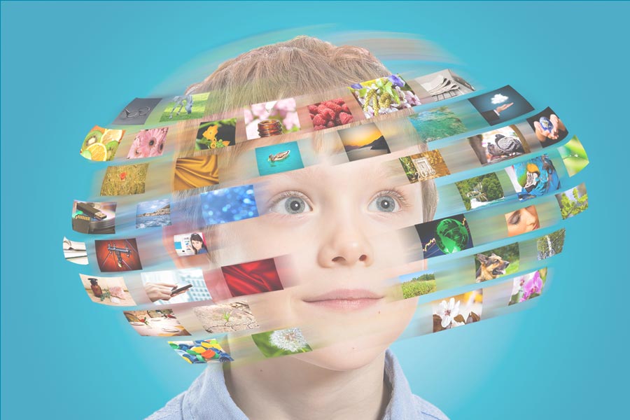 Im Medienpädagogik beschäftigst du dich mit Fragestellungen rund um die Mediennutzung von Kindern und jungen Menschen. 